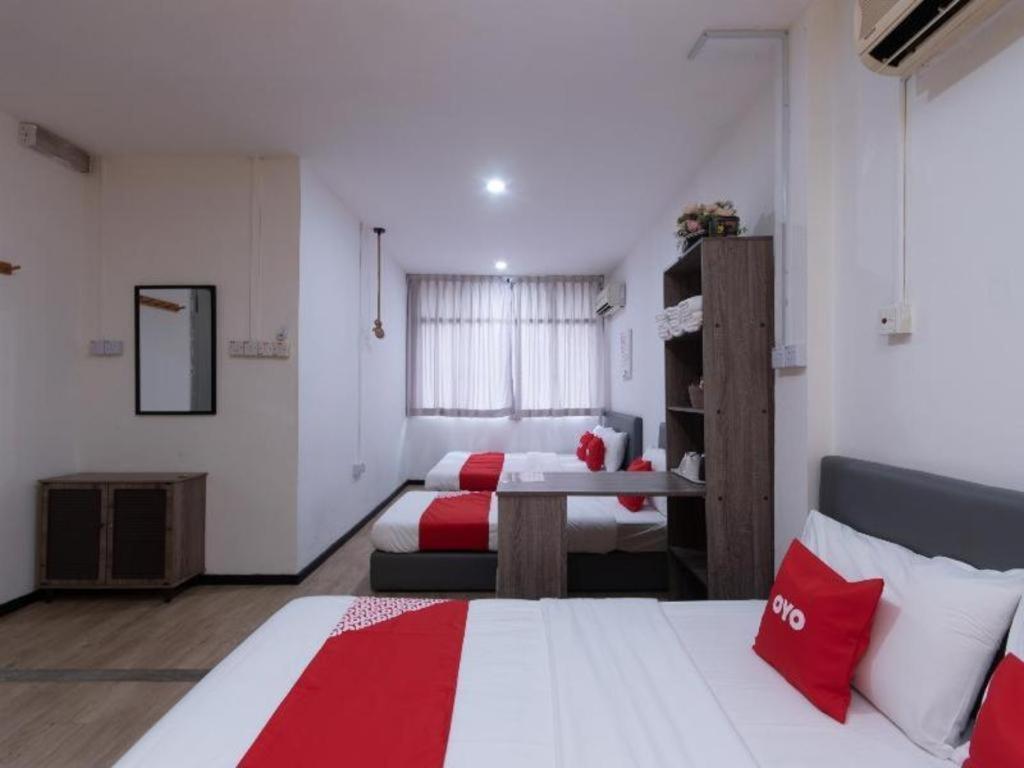 OYO 89398 Doorbellz Hotel Kota Kinabalu Buitenkant foto
