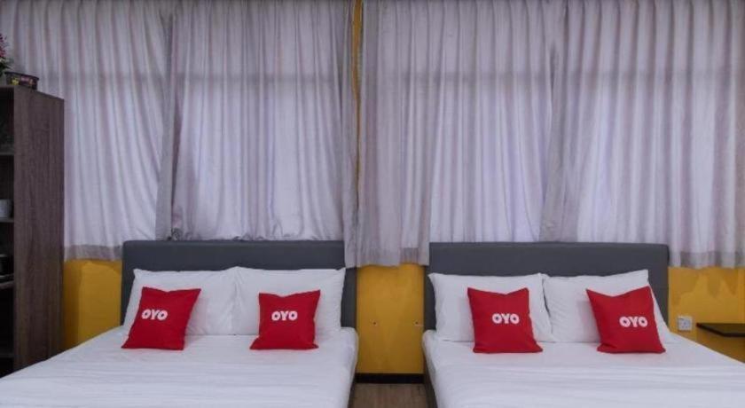 OYO 89398 Doorbellz Hotel Kota Kinabalu Buitenkant foto