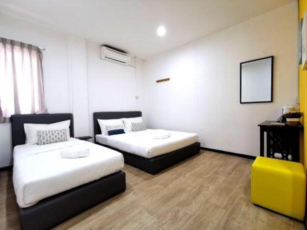 OYO 89398 Doorbellz Hotel Kota Kinabalu Buitenkant foto
