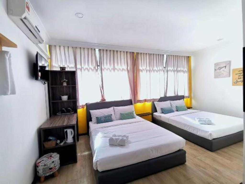 OYO 89398 Doorbellz Hotel Kota Kinabalu Buitenkant foto